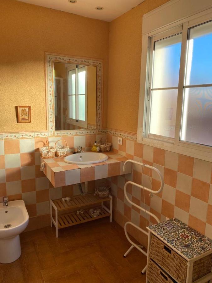 Familia Anfitriona Acoge Terraza Apartment Sevilla Bagian luar foto